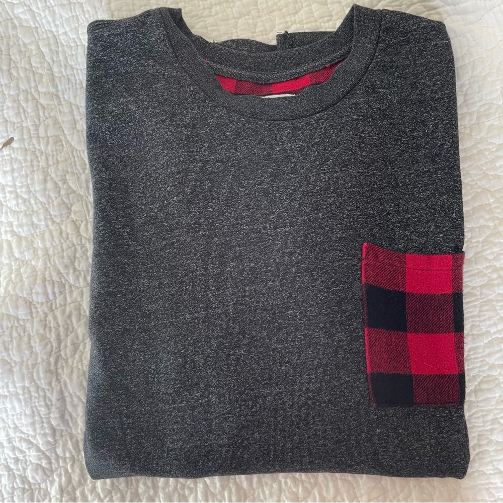 On The Byas long sleeve shirt in size Large - Picture 3 of 5